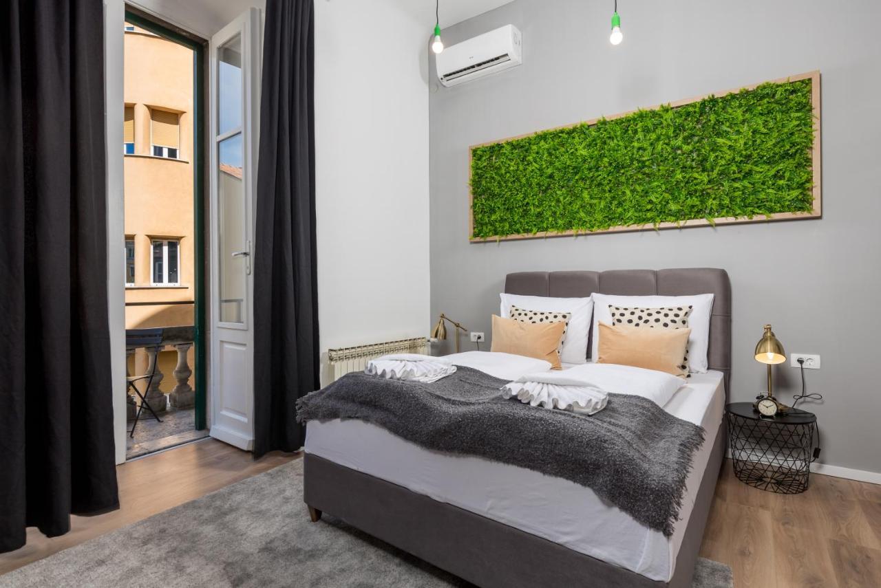 Apartments & Rooms One World Rijeka Exterior foto