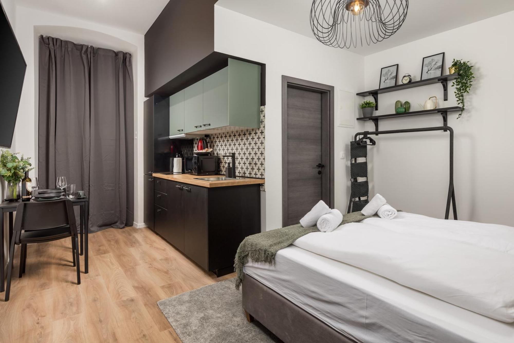Apartments & Rooms One World Rijeka Exterior foto