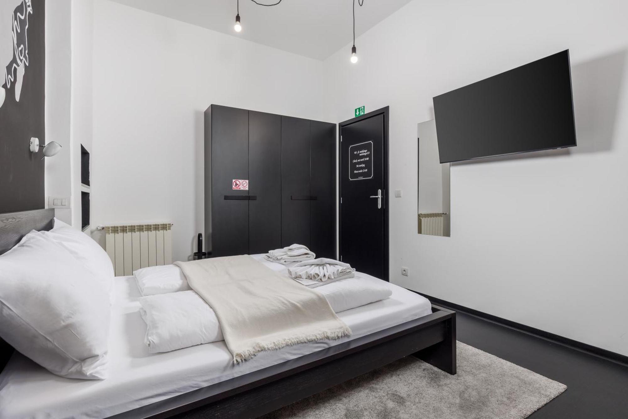 Apartments & Rooms One World Rijeka Exterior foto
